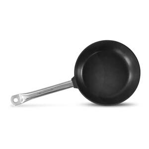 Titanium tava od lijevanog aluminija s neprianjajućom površinom Hendi, Ø 28 cm