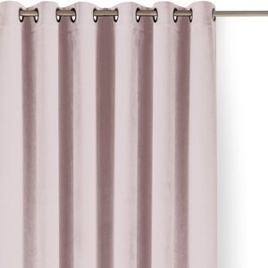 Svijetlo ružičasta zavjesa za djelomično zamračenje od samta 140x225 cm Velto – Filumi