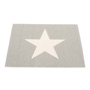 Svijetlo sivi unutarnji i vanjski tepih 70x90 cm Viggo Warm Grey – Pappelina