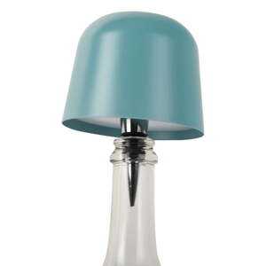 Plava LED stolna lampa u obliku boce s metalnim sjenilom (visina 13 cm) Cone Hat LED – Leitmotiv