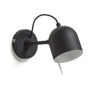 Crna zidna lampa Lucilla – Kave Home