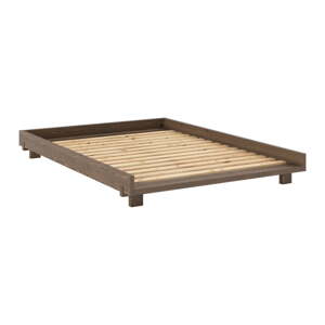 Smeđi bračni krevet od masivnog bora s podnicom 140x200 cm Social – Karup Design